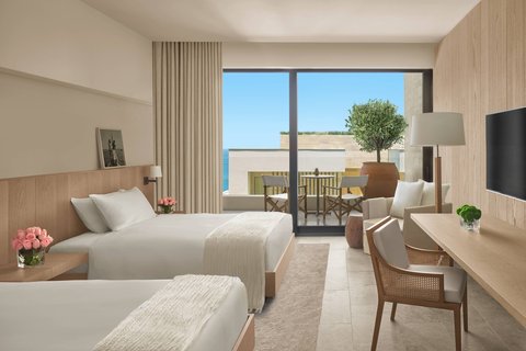 Deluxe Queen/Queen Guest Room - Garden View