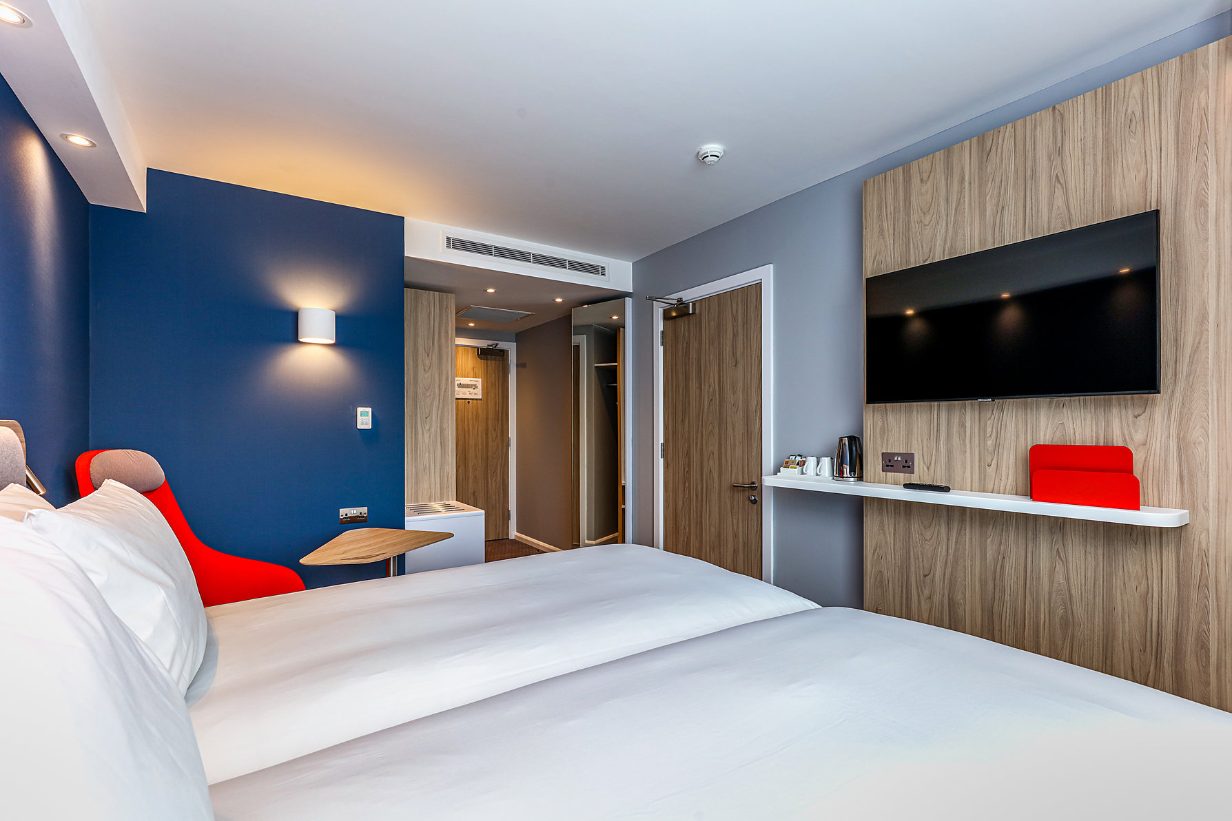 Holiday Inn Express Exeter - City Centre Room Type - 2 Single Standard with Free Hot Breakfast