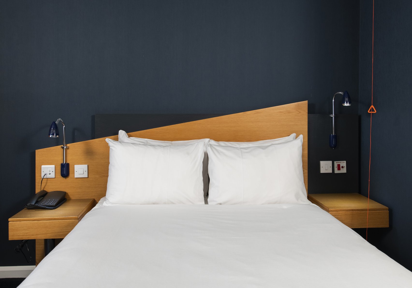 Holiday Inn Express PETERBOROUGH Room Type - 1 Double Accessible with Free Hot Breakfast Holiday Inn Express PETERBOROUGH Room Type - 1 Double Accessible with Free Hot Breakfast