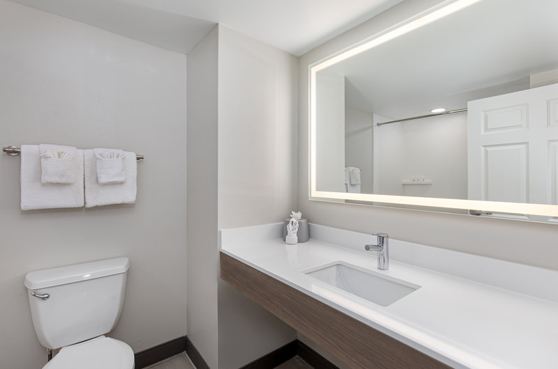 HOLIDAY INN EXP STES NORTHLAKE