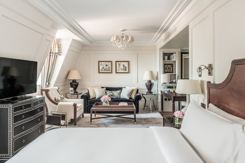 Junior Suite Living Area