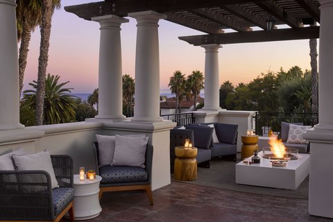 'O' Bar & Terrace
