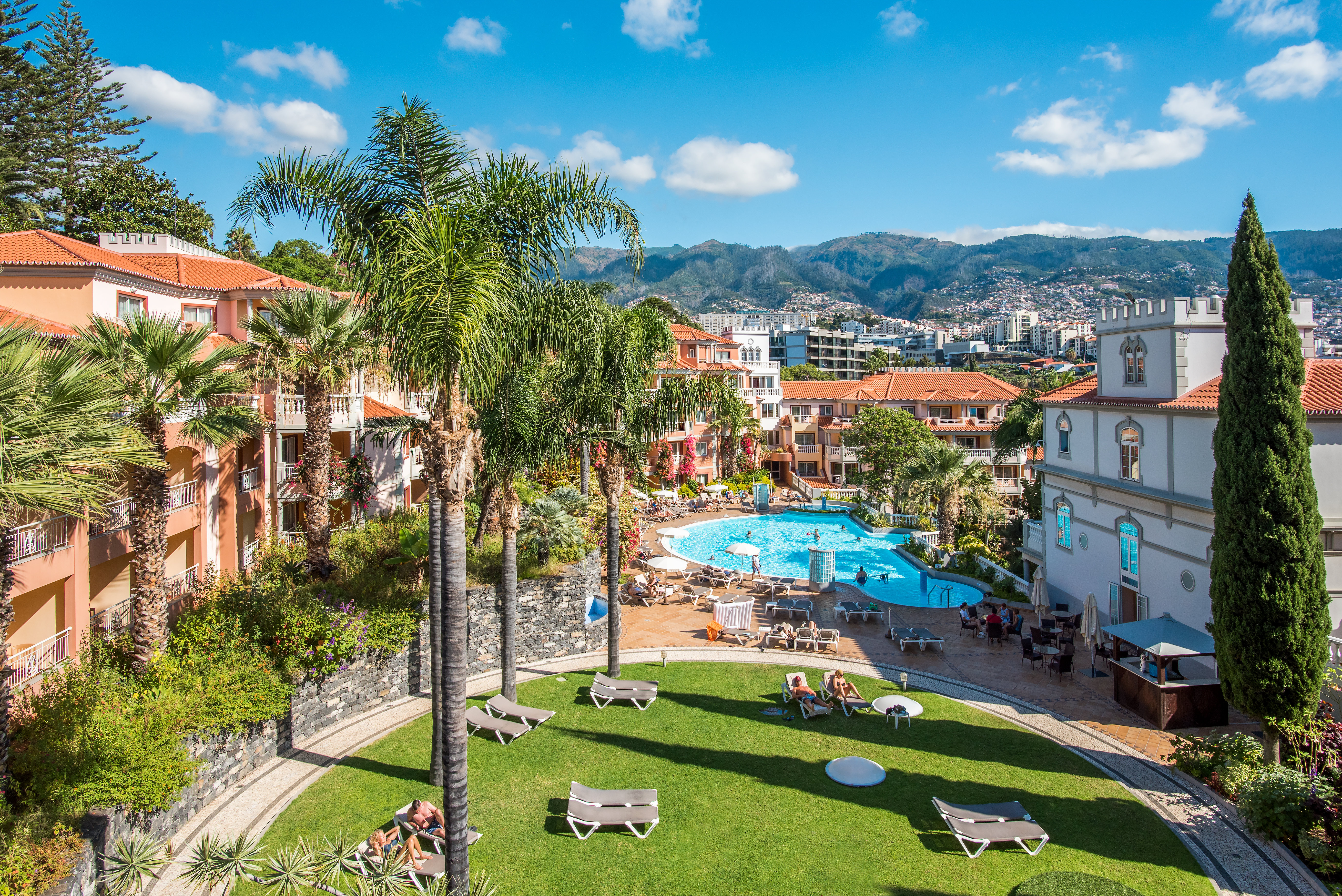 Pestana Village Hotel