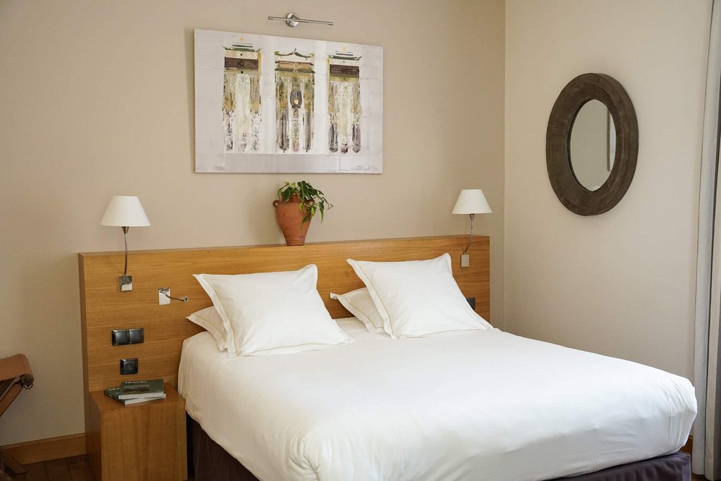Guest photo