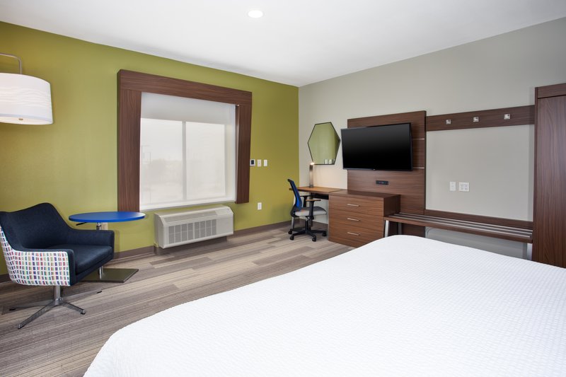 HOLIDAY INN EXP STES KATY