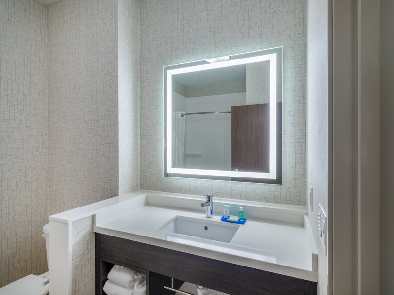 Holiday Inn Express and Suites Watertown