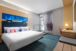 Suite, 1 King, City view, High floor, Balcony