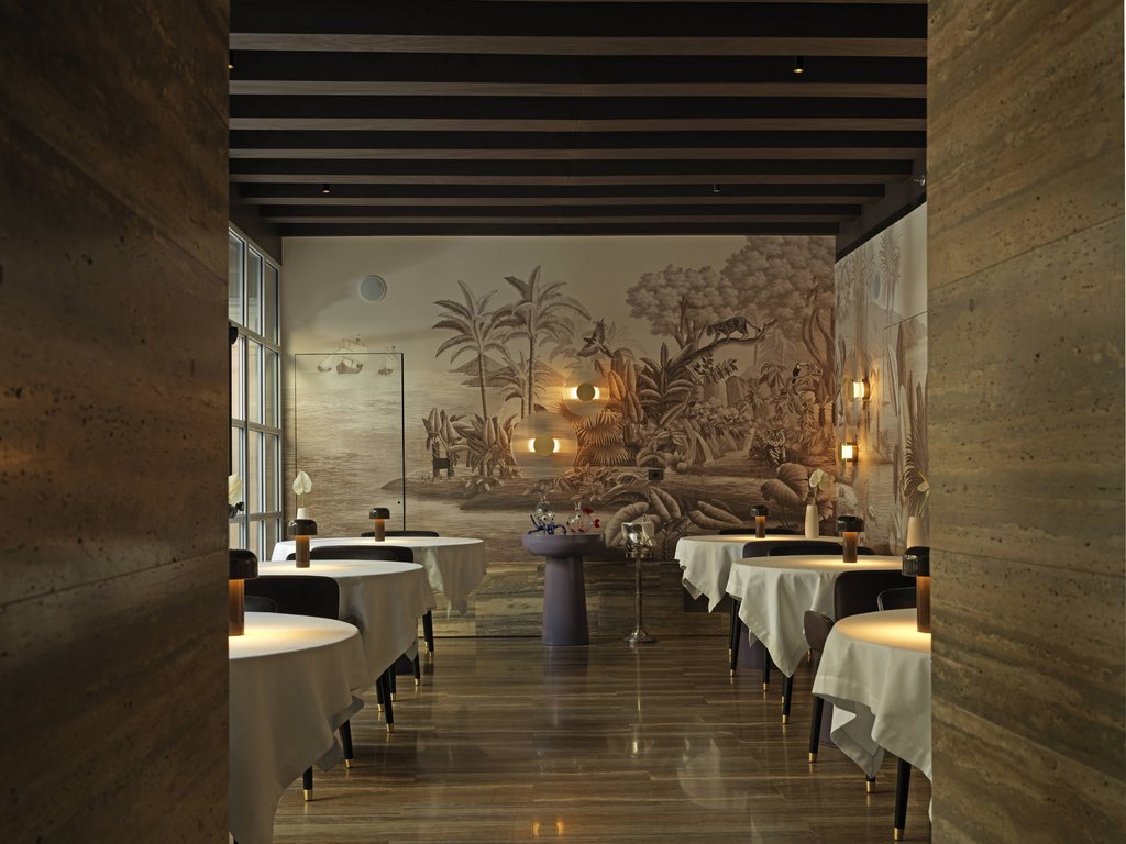 Guest photo