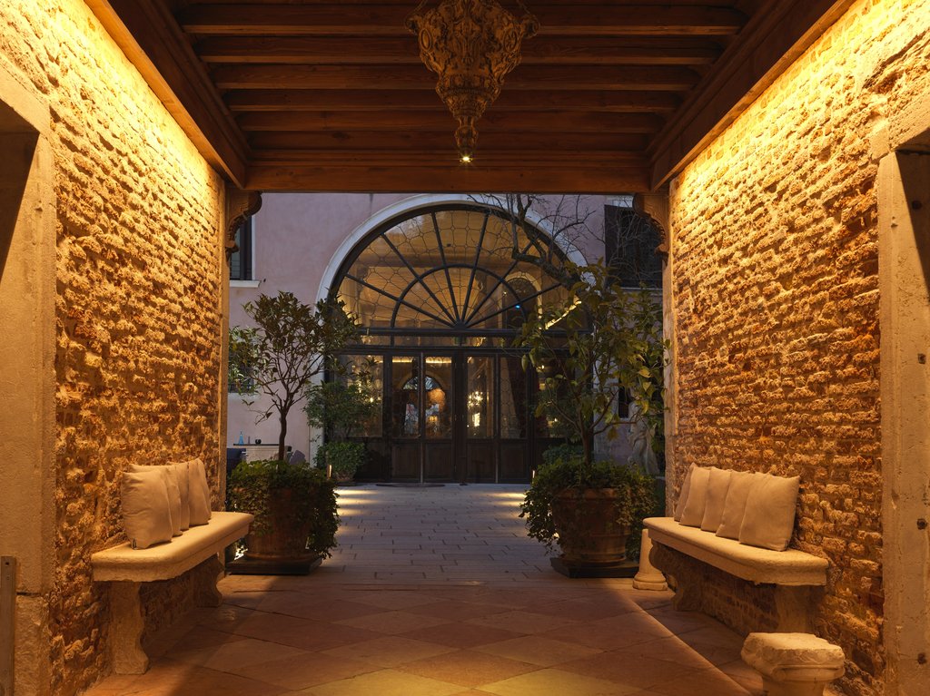Guest photo