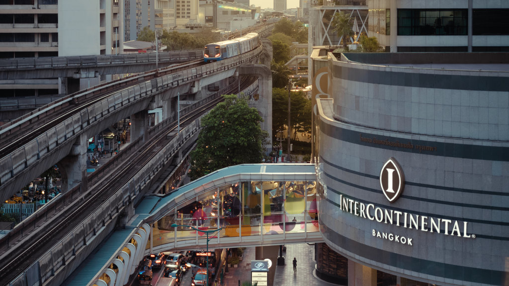 Hotel Exterior in Daytime - InterContinental Bangkok
