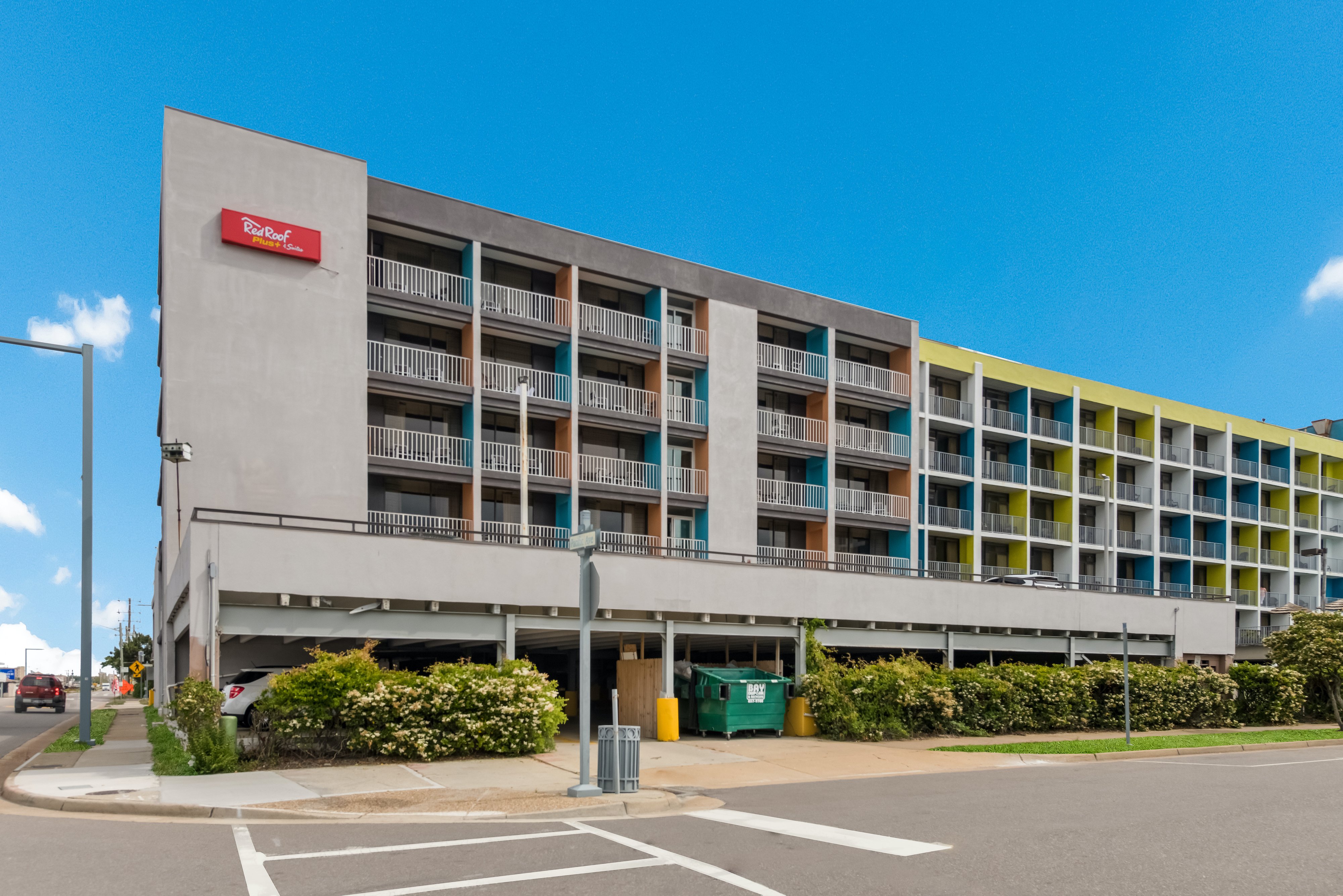 Red Roof PLUS+ Virginia Beach - Seaside