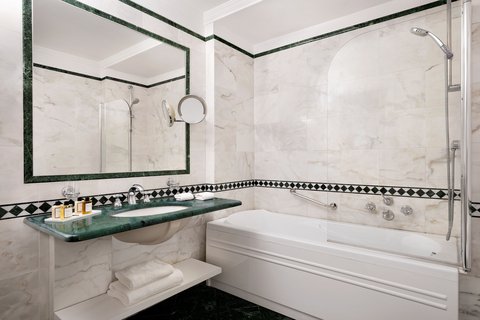 Salle de bain de la suite Florence