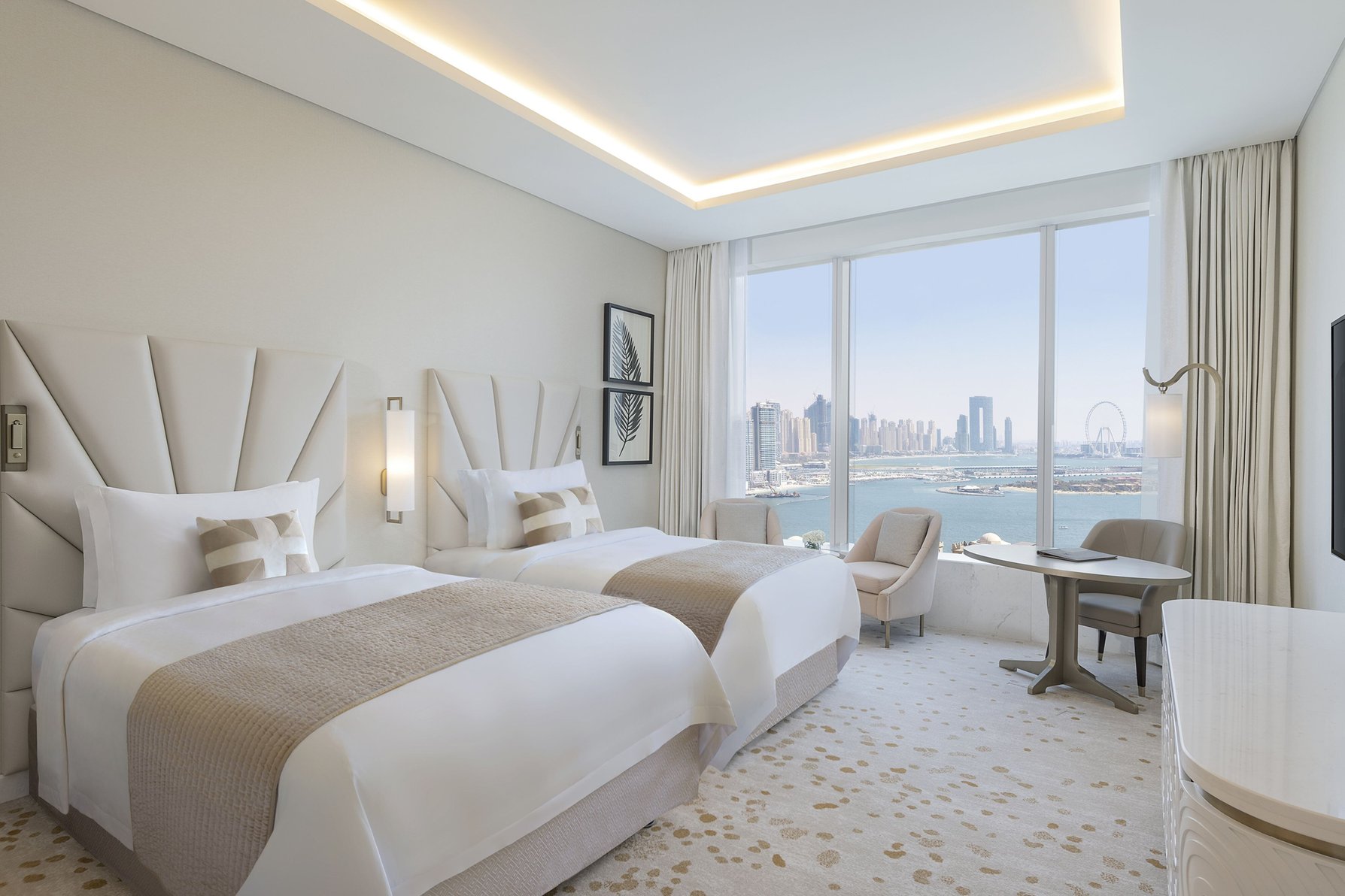 The St. Regis Dubai, The Palm Room Type - Grand Deluxe Twin Room, Guest room, 2 Twin, Partial sea view, High floor