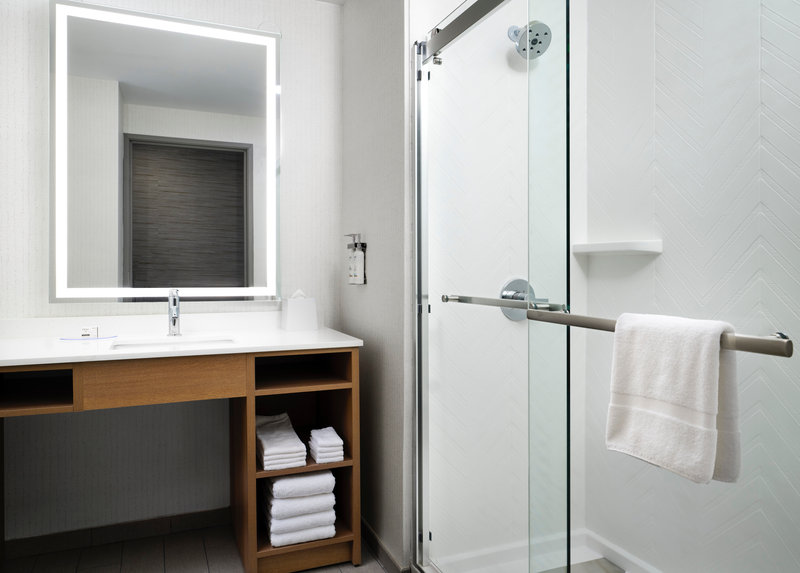 Holiday Inn Cincinnati – Liberty Way