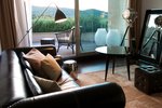 Deluxe, 1 Bedroom Suite, 1 King, Golf view, Upper floor, Terrace