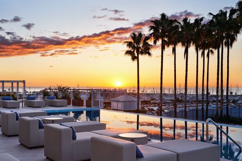 Marina Infinity Pool
