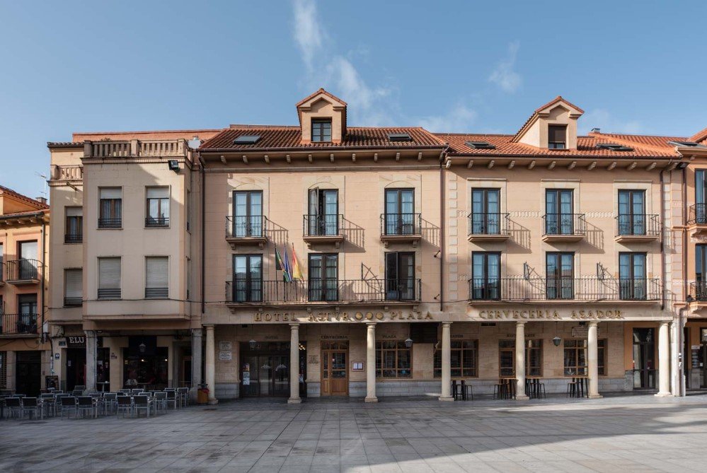 Exe Astur Hotel Plaza