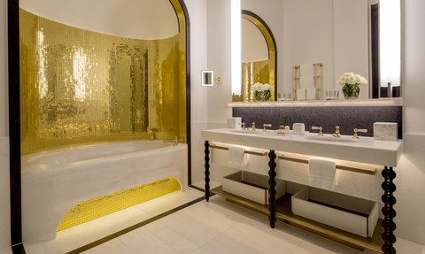 Four Seasons Heritage Suite