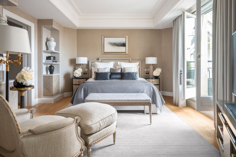 Parisian Suite Peter Vitale