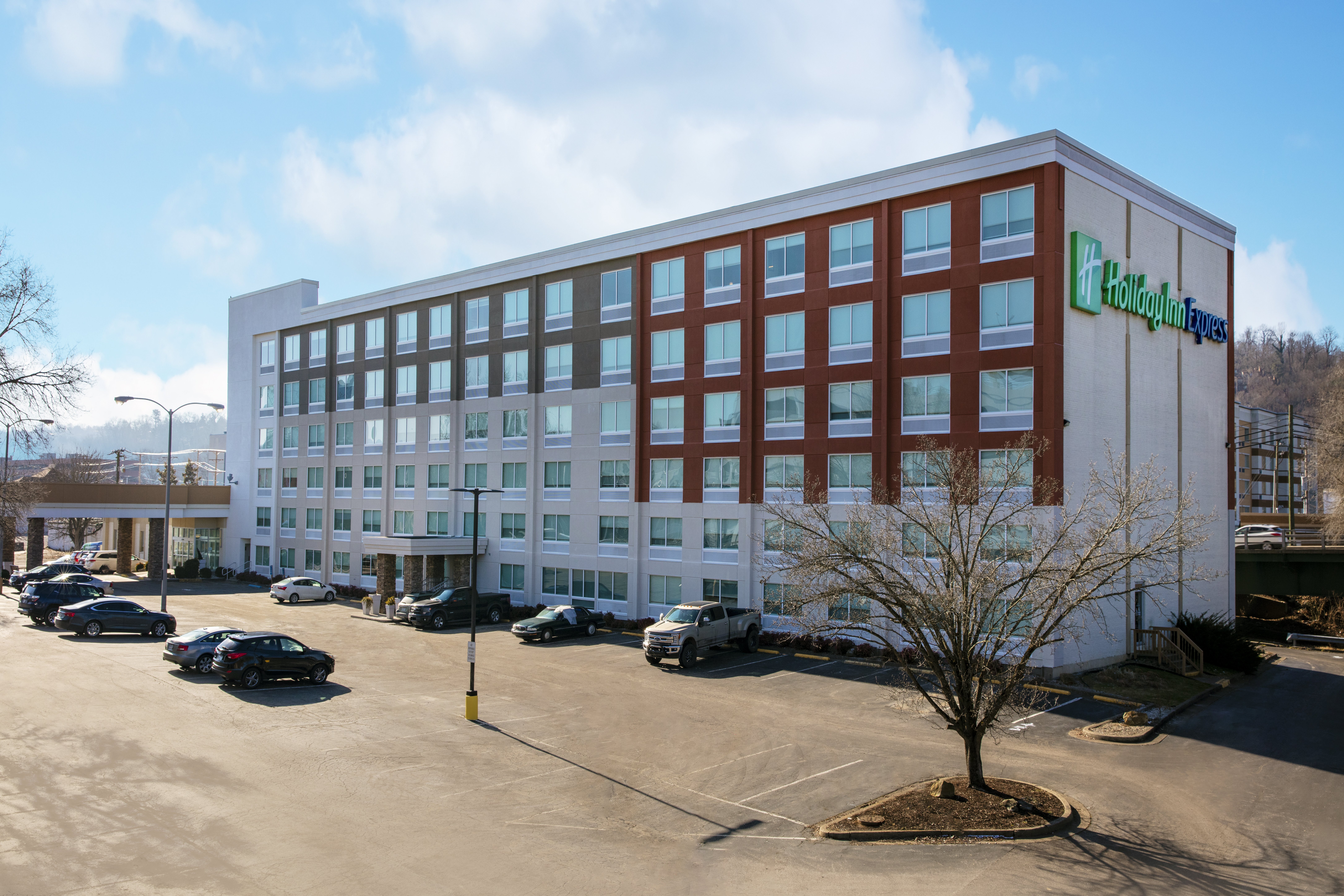 Holiday Inn Express Civic Center