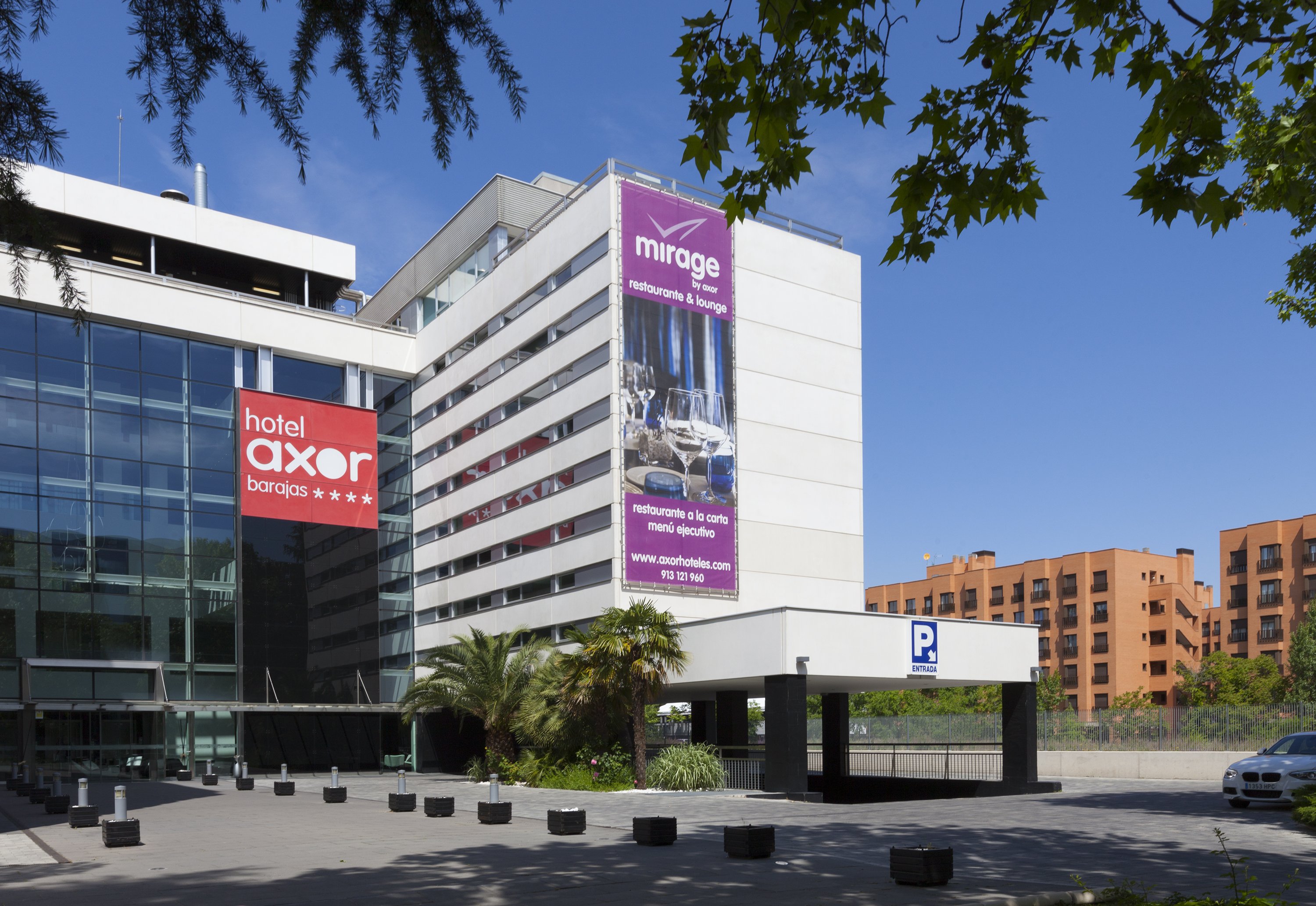 Axor Barajas Hotel