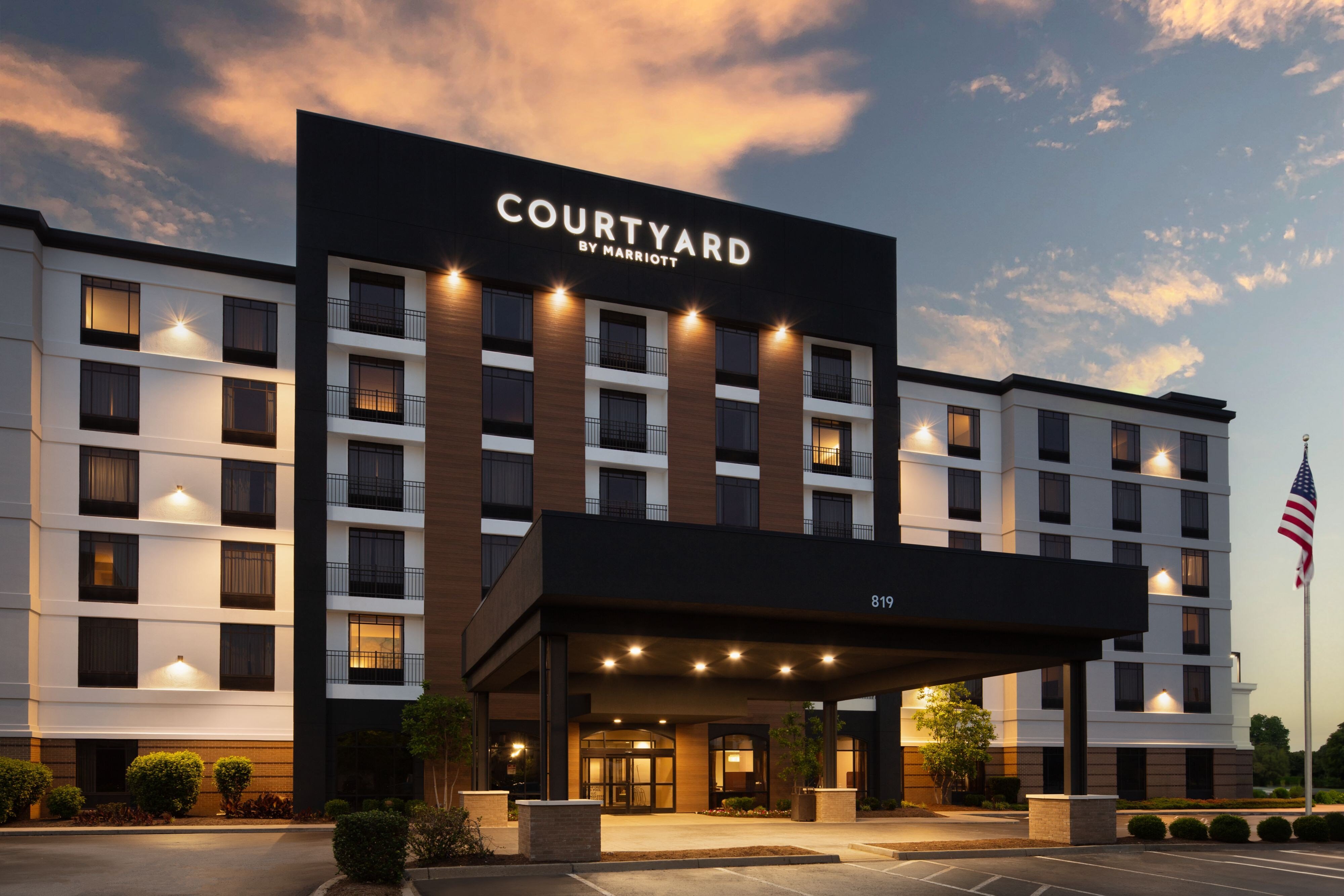 Courtyard Louisville Airport