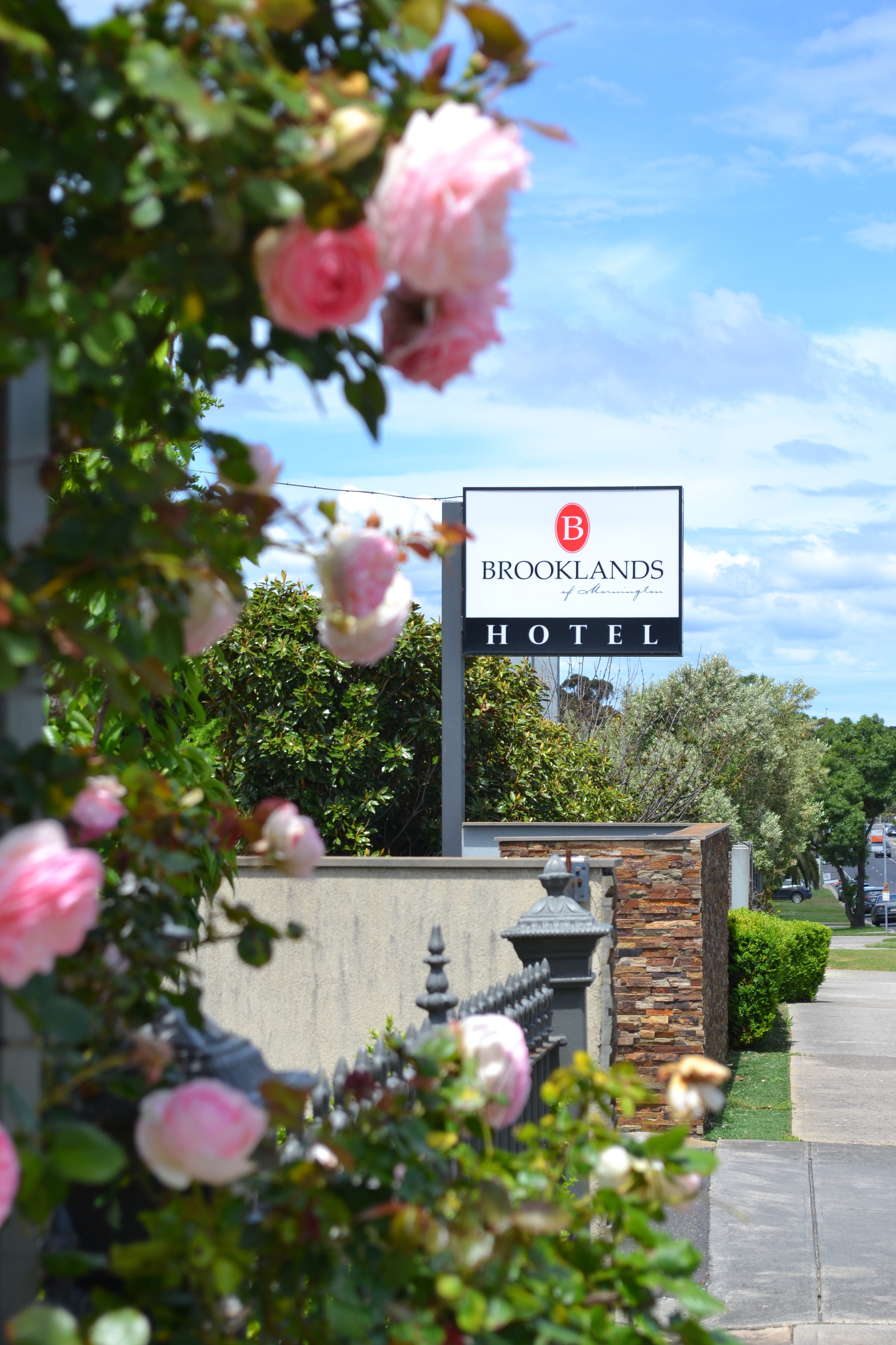 Brooklands of Mornington Hotel