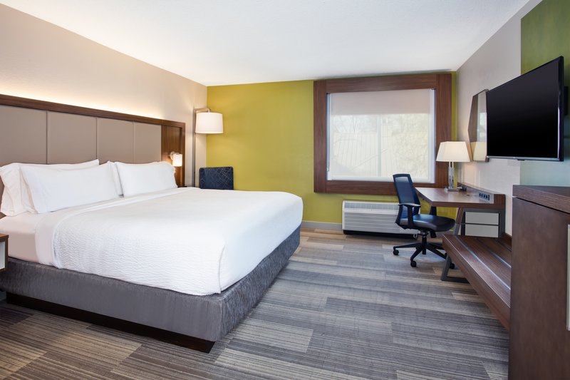 Holiday Inn Express Nashville Airport