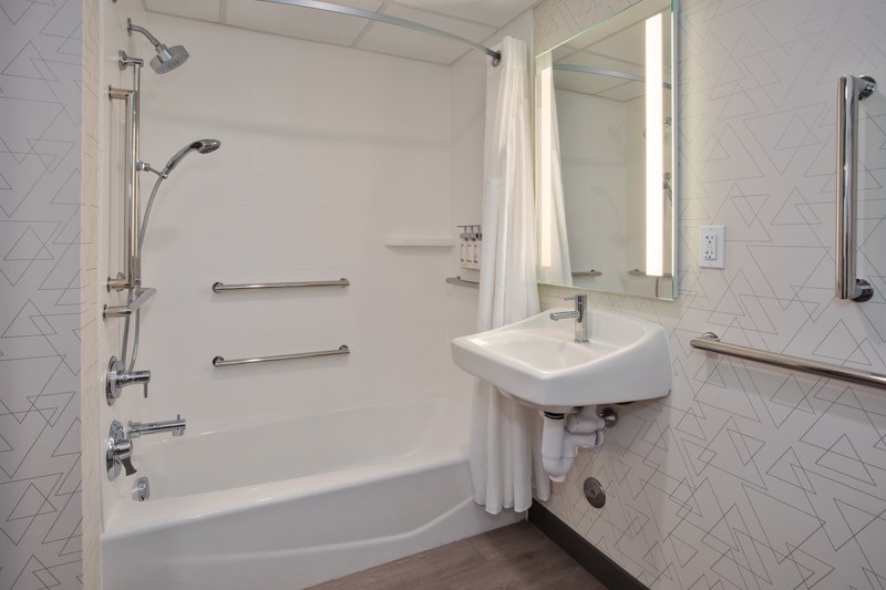 Holiday Inn Express Kitty Hawk – Outer Banks