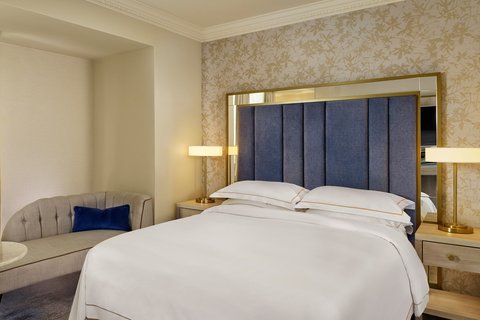 Classic Queen Room