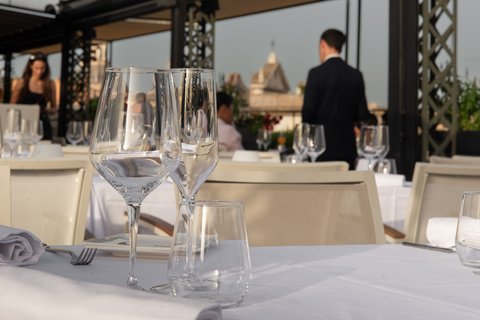 Disfruta de la vista desde nuestra terraza en la azotea