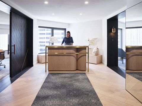 Executive Lounge 32