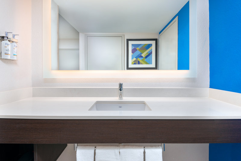 Holiday Inn Express Miami Airport Doral Area