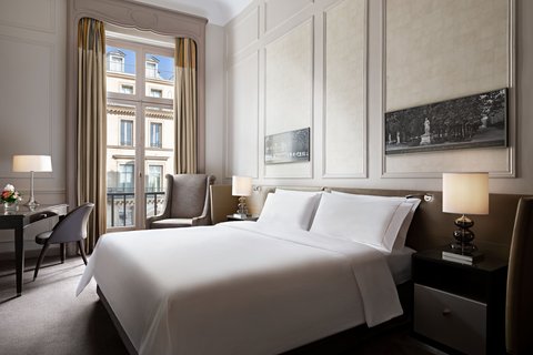 Superior Queen Room