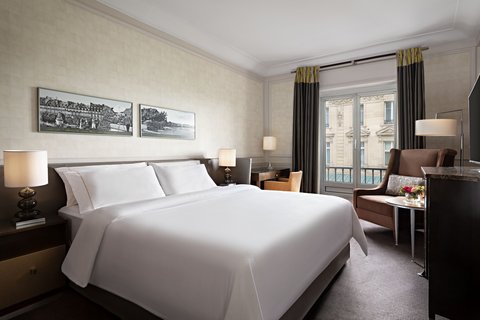 Superior King Room
