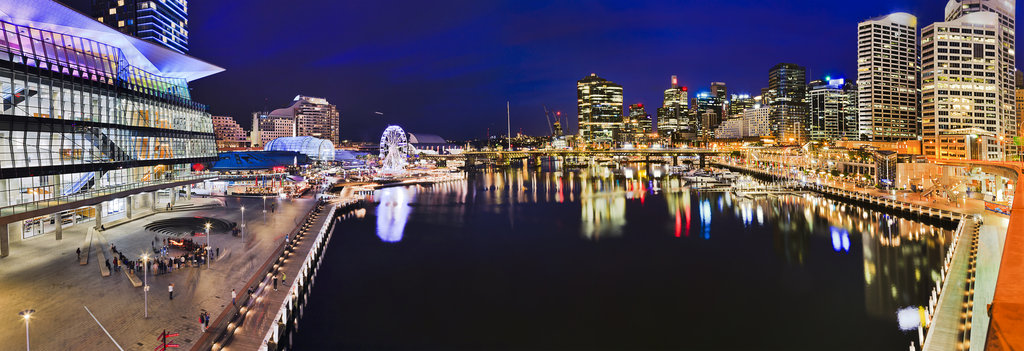 Crowne Plaza Sydney Darling Harbour, an IHG Hotel - Hotel is just 3 minutes away from Darling Harbour 