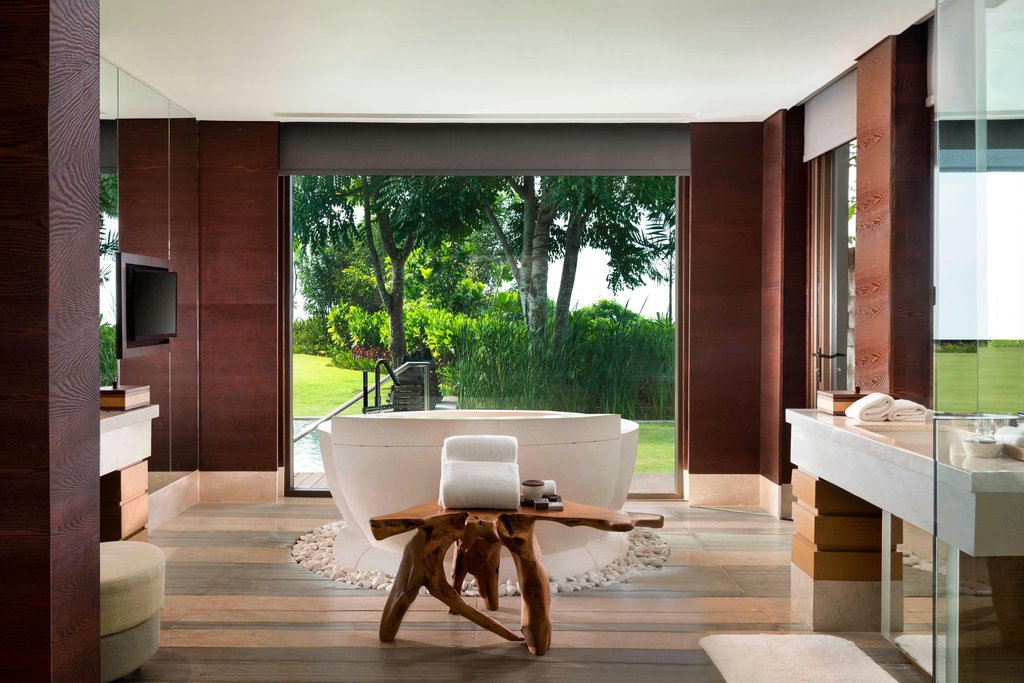 The Ritz-Carlton, Bali Room Type - The Cliff, 3 Bedroom Villa, Bedroom 1: 1 King, Bedroom 2: 1 King, Bedroom 3: 2 Queen, Ocean view The Ritz-Carlton, Bali Room Type - The Cliff, 3 Bedroom Villa, Bedroom 1: 1 King, Bedroom 2: 1 King, Bedroom 3: 2 Queen, Ocean view