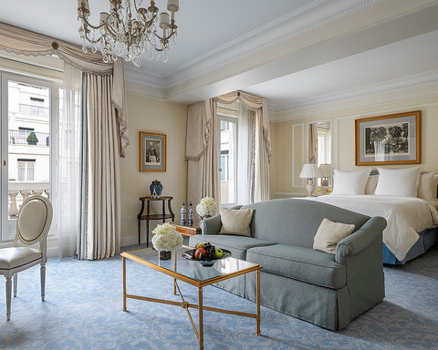 Premier Room