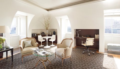 Executive Loft Suite Living Room