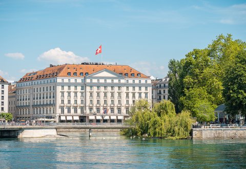 Four Seasons Hotel Des Bergues