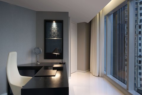 W Suite