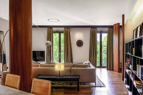 Premium Suite