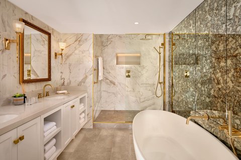 College Suite Bathroom
