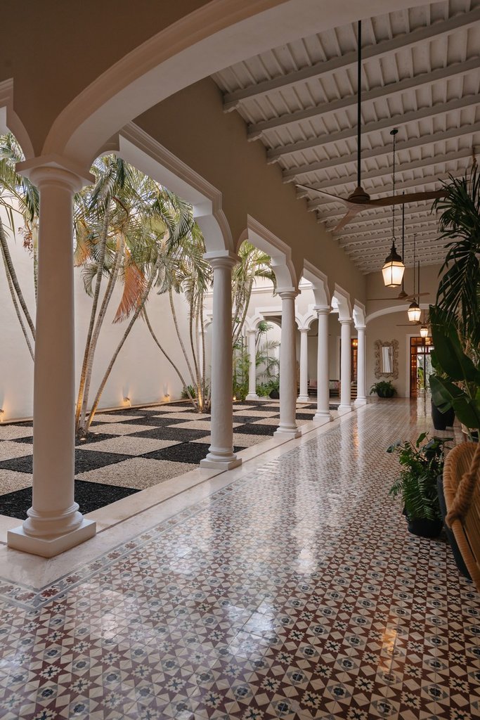 Guest photo