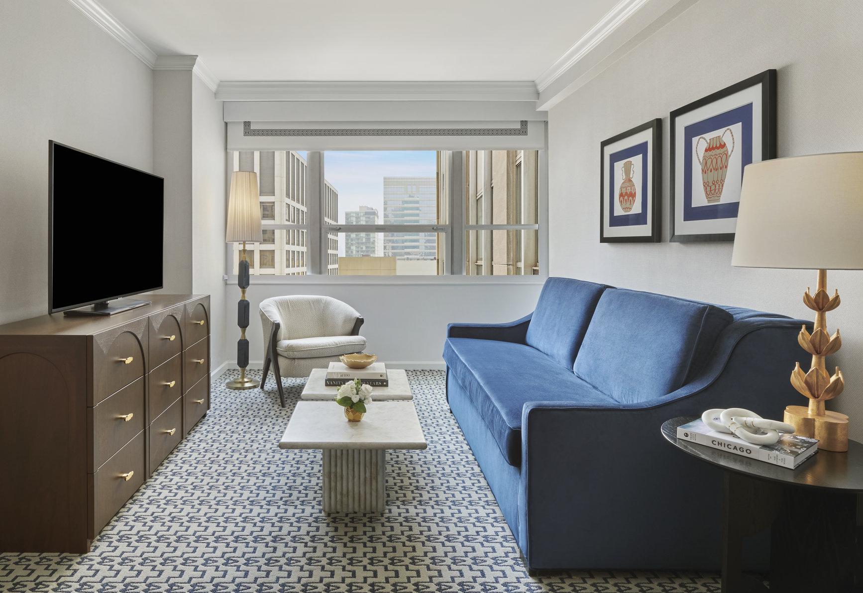 INTERCONTINENTAL CHICAGO MAGNIFICENT MILE Room Type - 1 King Junior Suite Mobility Accessible Tub