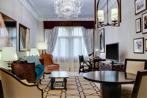 Premium Suite