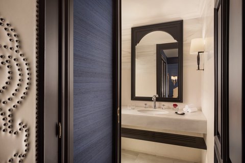 Victoria Eugenia Suite - Bathroom
