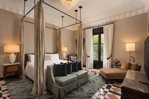 King Alfonso XIII Suite