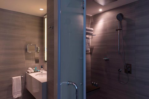 Baño de la habitación Wonderful - Bañera y ducha