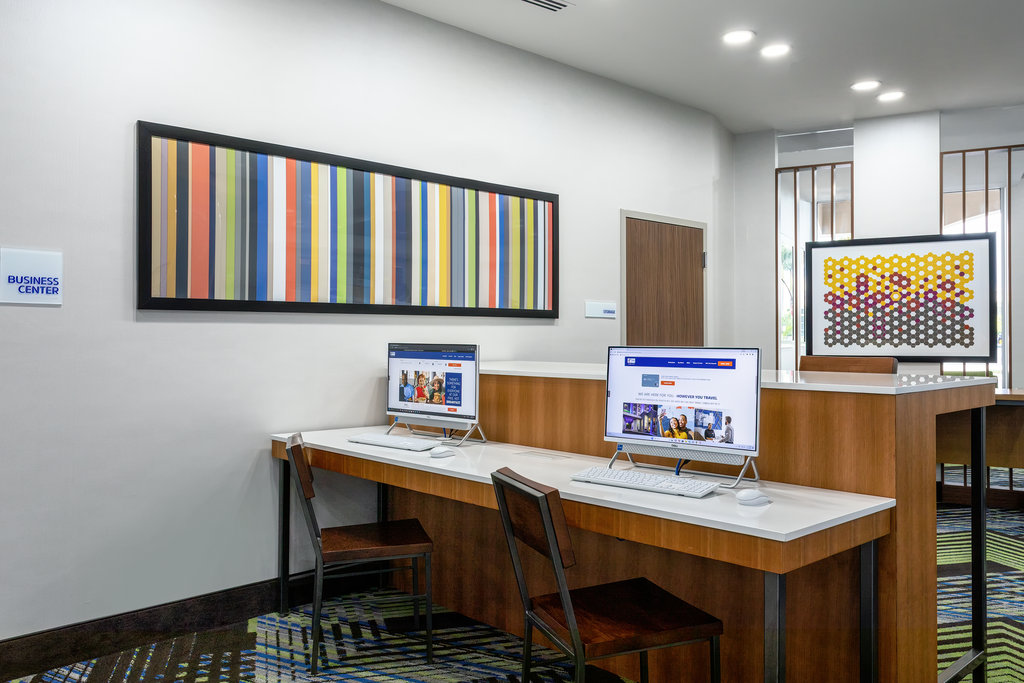 Photos of Holiday Inn Express & Suites MIRAMAR